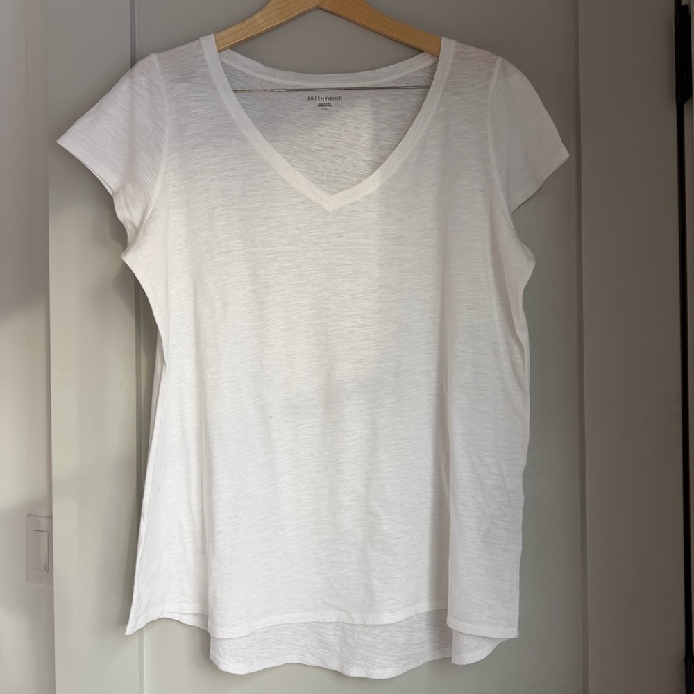 Eileen Fisher White V-Neck Short Sleeve Tee Organic Cotton